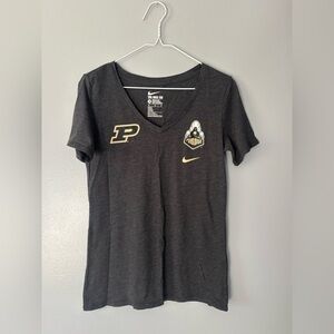 Nike Women’s Purdue Athletic Cut Tee Medium
V neck.